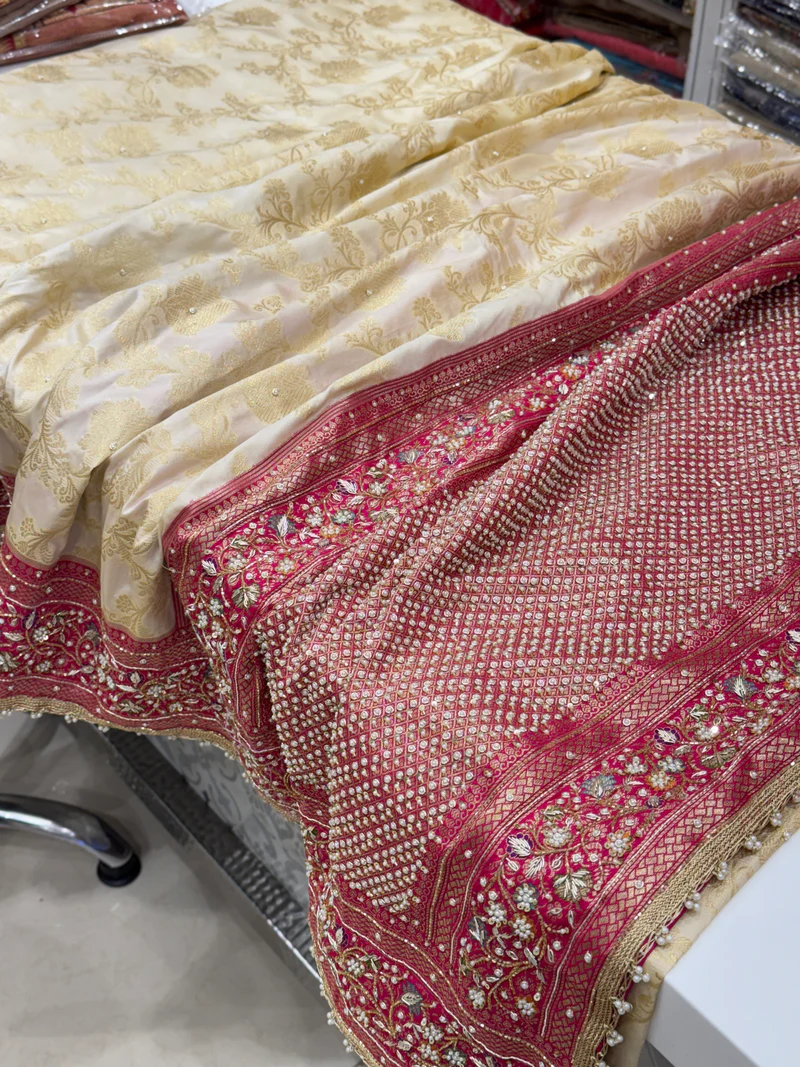 Rani Banarasi Border Hand Embroidery Saree - Image 4
